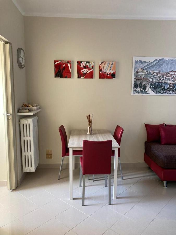 Apartment "Borgo Olivetti" Ivrea Exteriör bild