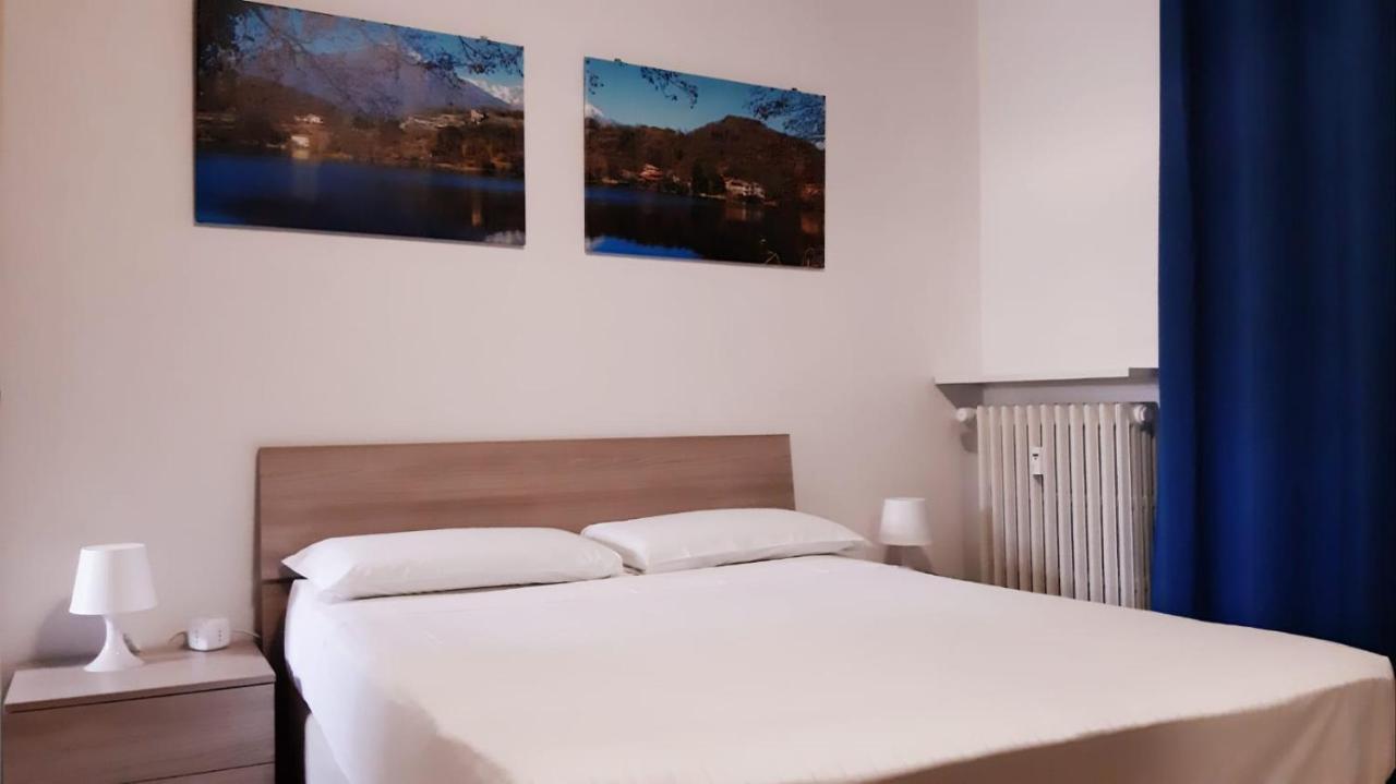 Apartment "Borgo Olivetti" Ivrea Exteriör bild